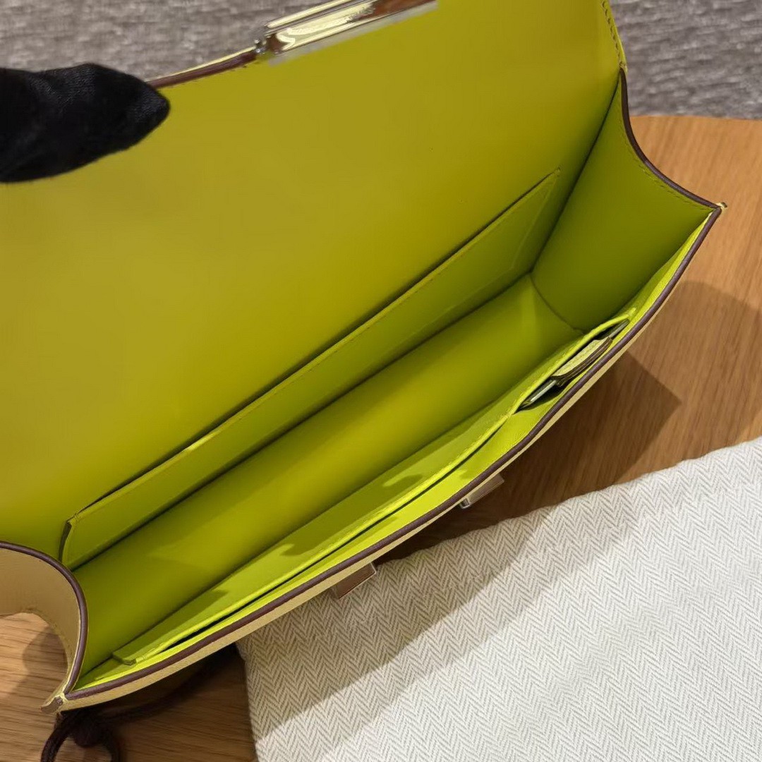 Hermes Constance Elan 24 Bag Handmade In Epsom Calfskin Leather Silver Hardware 9R Lime - Image 12