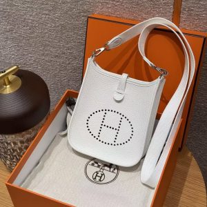 Hermes Evelyne 16 CM Bag Handmade In Taurillon Clemence Leather Sliver Hardware 01 Blanc - Image 10