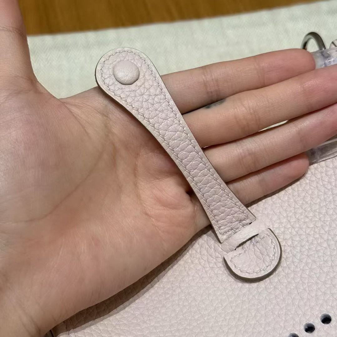 Hermes Evelyne 16 CM Bag Handmade In Taurillon Clemence Leather Silver Hardware 09 Mauve Pale - Image 12