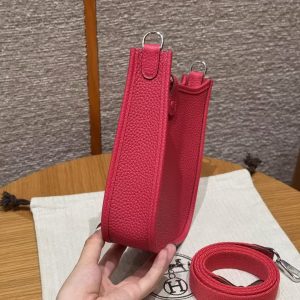 Hermes Evelyne 16 CM Bag Handmade In Taurillon Clemence Leather Sliver Hardware 0D Rose Maxico - Image 17