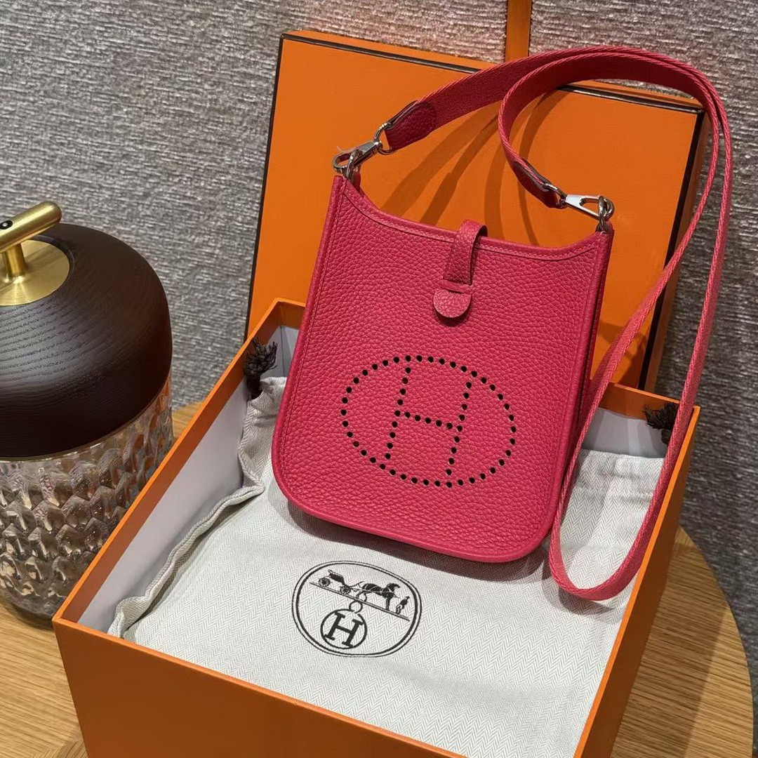 Hermes Evelyne 16 CM Bag Handmade In Taurillon Clemence Leather Sliver Hardware 0D Rose Maxico - Image 11