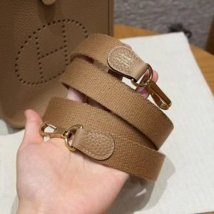 Hermes Evelyne 16 CM Bag Handmade In Epsom Calfskin Leather Gold Hardware 0M Chai - Image 4