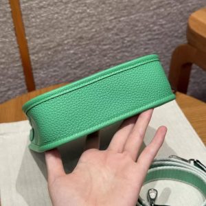 Hermes Evelyne 16 CM Bag Handmade In Epsom Calfskin Leather Sliver Hardware 0T Vert Comics - Image 14