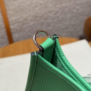Hermes Evelyne 16 CM Bag Handmade In Epsom Calfskin Leather Sliver Hardware 0T Vert Comics - Image 7
