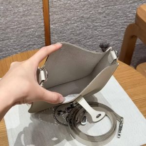 Hermes Evelyne 16 CM Bag Handmade In Epsom Calfskin Leather Sliver Hardware 10 Craie - Image 17