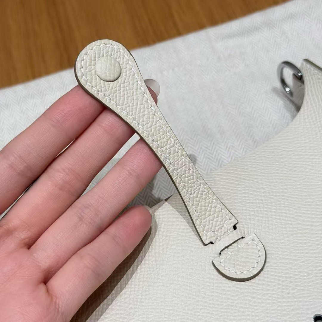 Hermes Evelyne 16 CM Bag Handmade In Epsom Calfskin Leather Sliver Hardware 10 Craie - Image 11