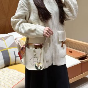 Hermes Evelyne 16 CM Bag Handmade In Epsom Calfskin Leather Sliver Hardware 10 Craie - Image 5