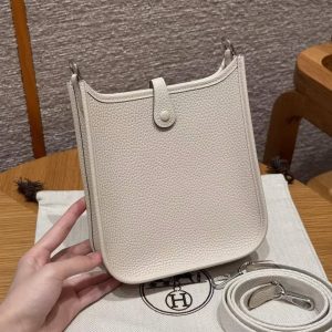 Hermes Evelyne 16 CM Bag Handmade In Taurillon Clemence Leather Silver Hardware 10 Craie - Image 2
