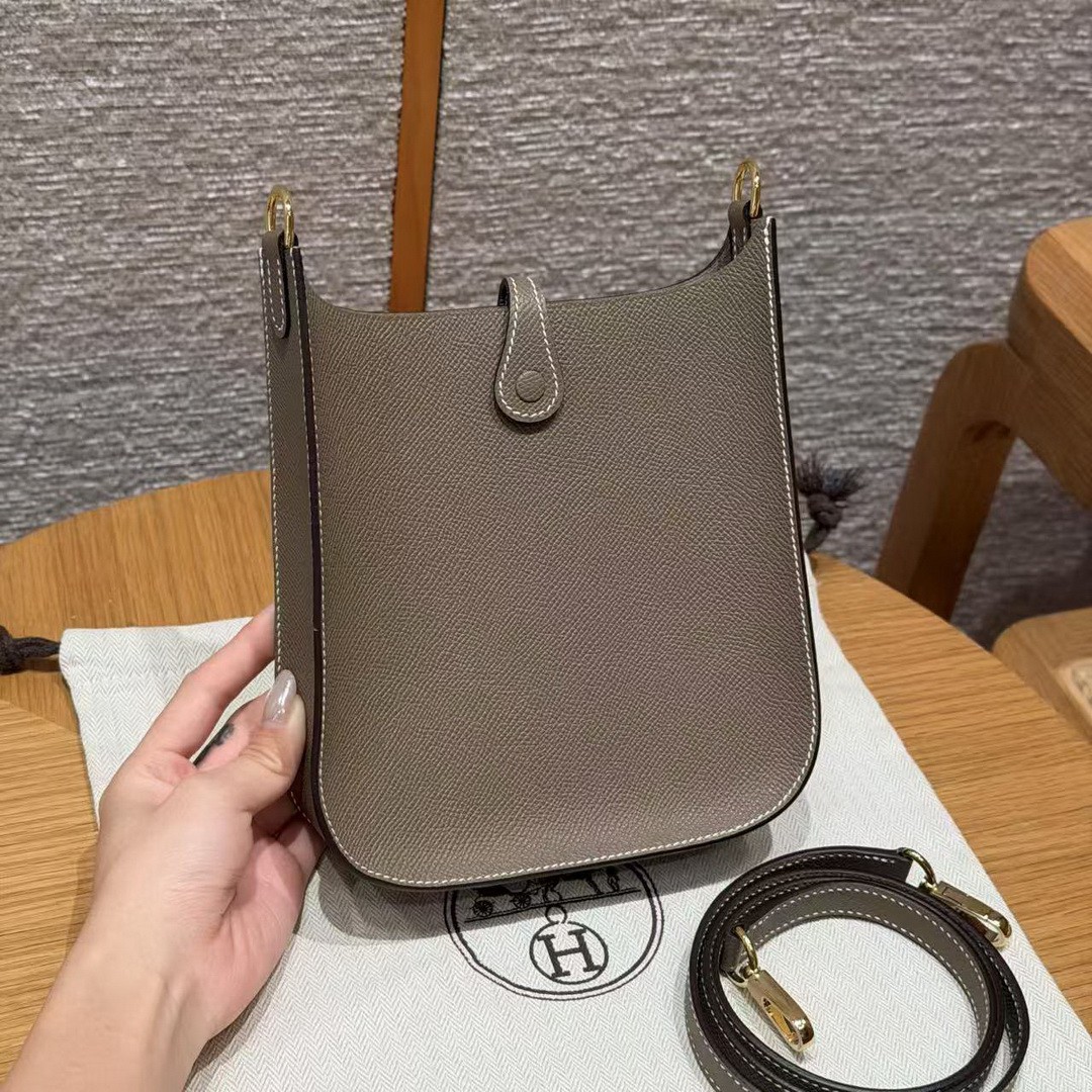 Hermes Evelyne 16 CM Bag Handmade In Epsom Calfskin Leather Gold Hardware 18 Etoupe - Image 2