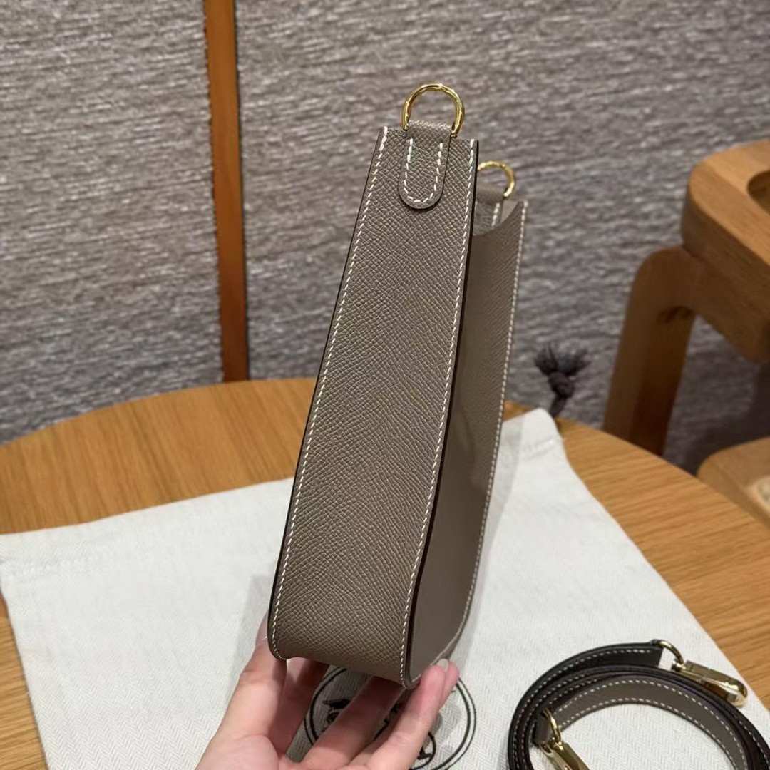 Hermes Evelyne 16 CM Bag Handmade In Epsom Calfskin Leather Gold Hardware 18 Etoupe - Image 18