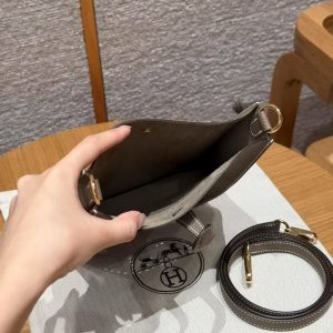 Hermes Evelyne 16 CM Bag Handmade In Epsom Calfskin Leather Gold Hardware 18 Etoupe - Image 16