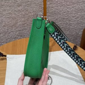 Hermes Evelyne 16 CM Bag Handmade In Taurillon Clemence Leather Silver Hardware 1K Bambou - Image 23