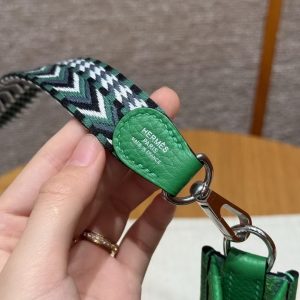Hermes Evelyne 16 CM Bag Handmade In Taurillon Clemence Leather Silver Hardware 1K Bambou - Image 7
