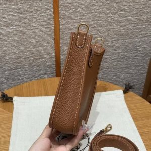 Hermes Evelyne 16 CM Bag Handmade In Taurillon Clemence Leather Gold Hardware 37 Gold - Image 14