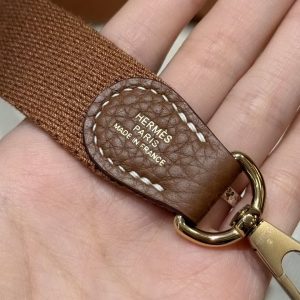 Hermes Evelyne 16 CM Bag Handmade In Taurillon Clemence Leather Gold Hardware 37 Gold - Image 10