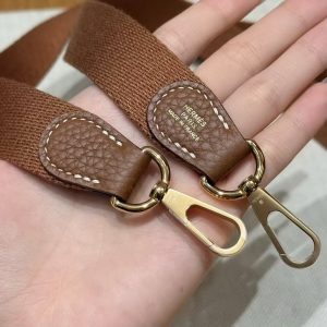 Hermes Evelyne 16 CM Bag Handmade In Taurillon Clemence Leather Gold Hardware 37 Gold - Image 3
