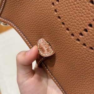 Hermes Evelyne 16 CM Bag Handmade In Taurillon Clemence Leather Silver Hardware 37 Gold - Image 10