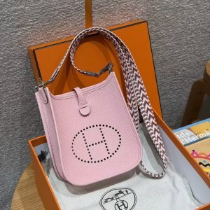Hermes Evelyne 16 CM Bag Handmade In Taurillon Clemence Leather Silver Hardware 3Q Rose Sakura - Image 9
