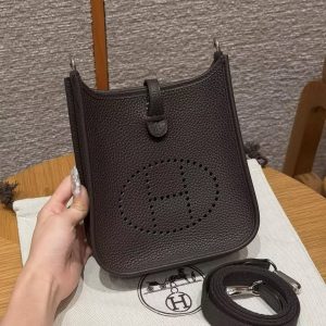 Hermes Evelyne 16 CM Bag Handmade In Taurillon Clemence Leather Gold Hardware 47 Chocolate
