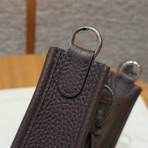 Hermes Evelyne 16 CM Bag Handmade In Taurillon Clemence Leather Gold Hardware 47 Chocolate - Image 10
