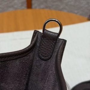 Hermes Evelyne 16 CM Bag Handmade In Taurillon Clemence Leather Gold Hardware 47 Chocolate - Image 9