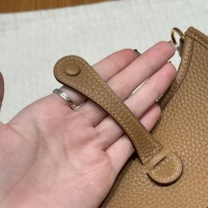 Hermes Evelyne 16 CM Bag Handmade In Epsom Calfskin Leather Gold Hardware 4B Biscuit - Image 10