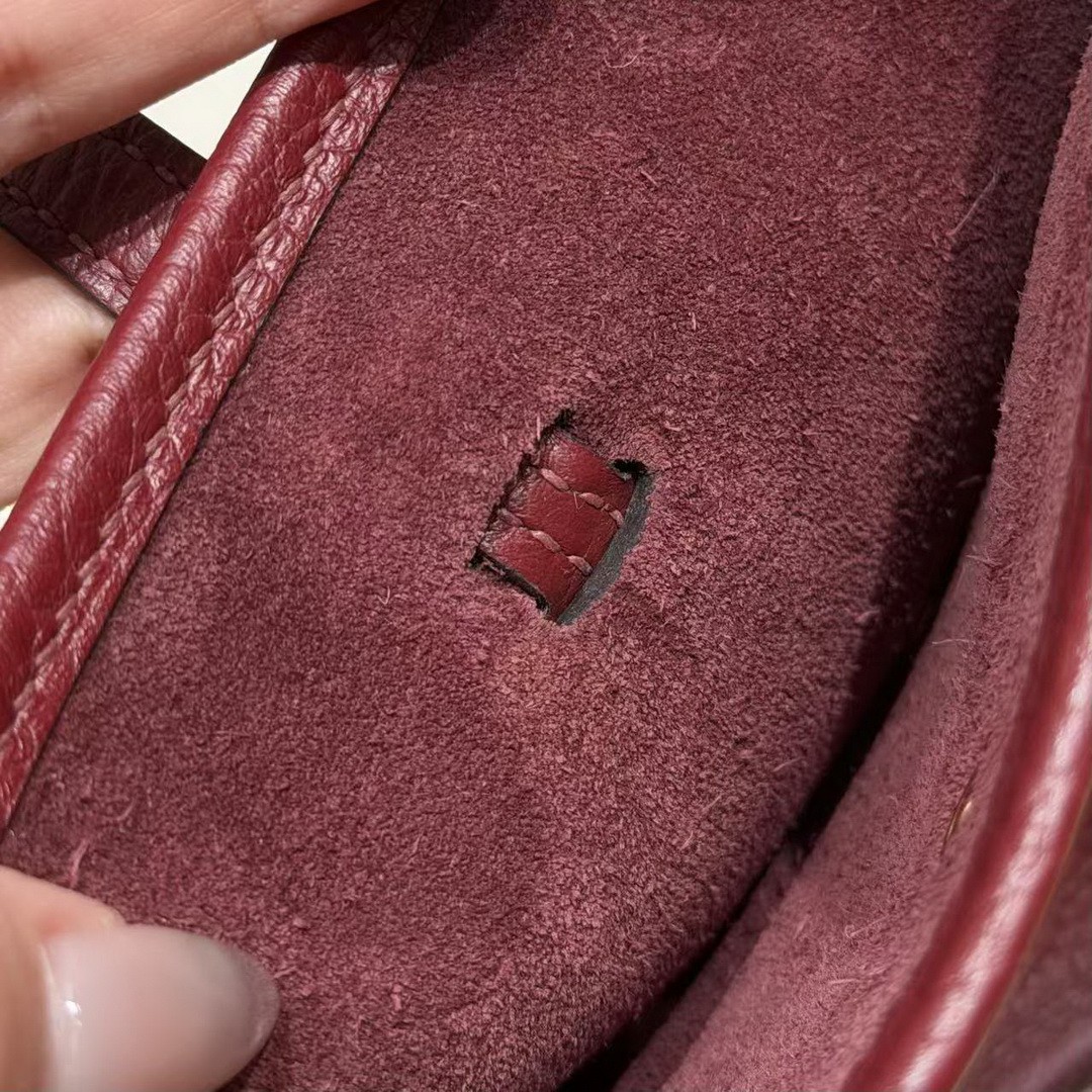 Hermes Evelyne 16 CM Bag Handmade In Taurillon Clemence Leather Gold Hardware 55 Rouge H - Image 14