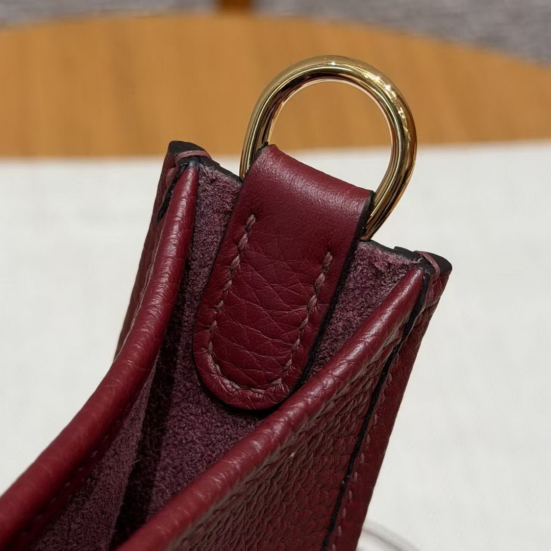 Hermes Evelyne 16 CM Bag Handmade In Taurillon Clemence Leather Gold Hardware 55 Rouge H - Image 9
