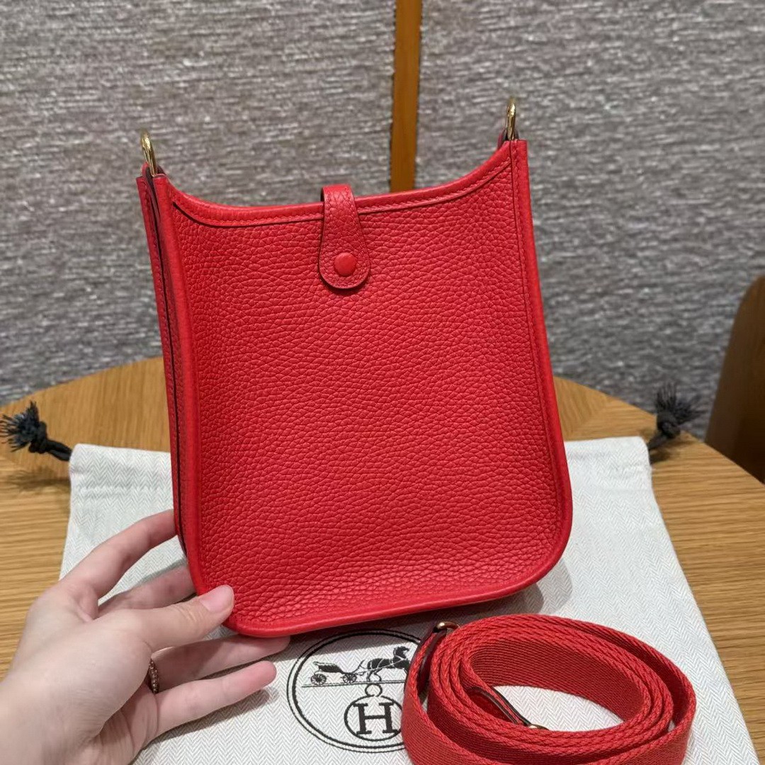 Hermes Evelyne 16 CM Bag Handmade In Taurillon Clemence Leather Gold Hardware 5E Vermillon - Image 2