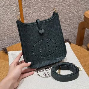 Hermes Evelyne 16 CM Bag Handmade In Taurillon Clemence Leather Gold Hardware 60 Vert Cypres