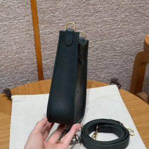 Hermes Evelyne 16 CM Bag Handmade In Taurillon Clemence Leather Gold Hardware 60 Vert Cypres - Image 17