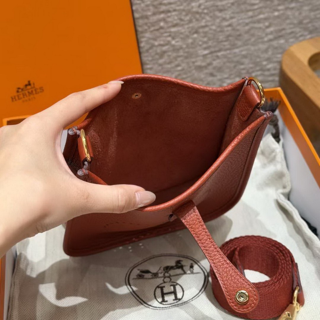 Hermes Evelyne 16 CM Bag Handmade In Taurillon Clemence Leather Gold Hardware 6C Cuivre - Image 16