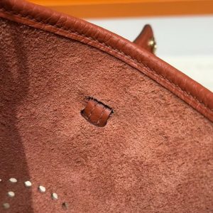 Hermes Evelyne 16 CM Bag Handmade In Taurillon Clemence Leather Gold Hardware 6C Cuivre - Image 4
