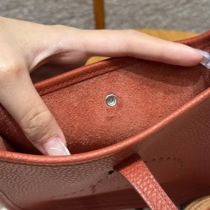 Hermes Evelyne 16 CM Bag Handmade In Taurillon Clemence Leather Silver Hardware 6C Cuivre - Image 4