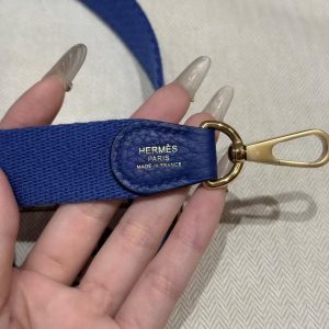Hermes Evelyne 16 CM Bag Handmade In Taurillon Clemence Leather Gold Hardware 7T Blue Electric - Image 4