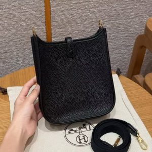 Hermes Evelyne 16 CM Bag Handmade In Taurillon Clemence Leather Gold Hardware 89 Noir - Image 2