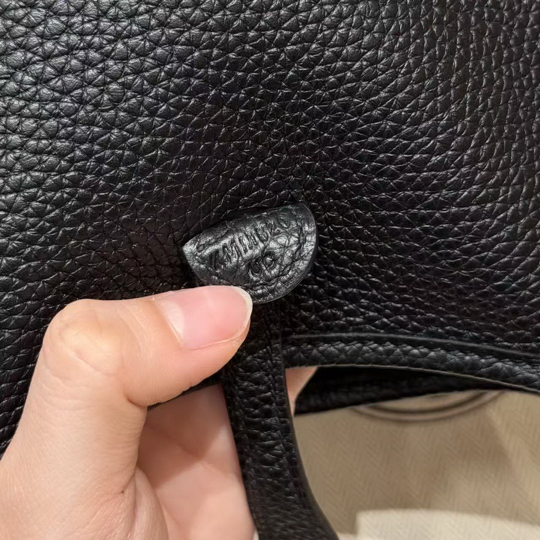 Hermes Evelyne 16 CM Bag Handmade In Taurillon Clemence Leather Silver Hardware 89 Noir - Image 11