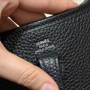 Hermes Evelyne 16 CM Bag Handmade In Taurillon Clemence Leather Silver Hardware 89 Noir - Image 10