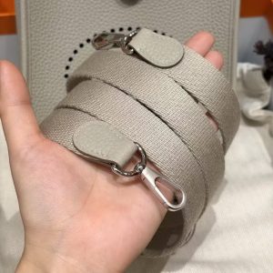 Hermes Evelyne 16 CM Bag Handmade In Taurillon Clemence Leather Silver Hardware 8L Beton - Image 13