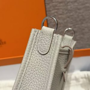 Hermes Evelyne 16 CM Bag Handmade In Taurillon Clemence Leather Silver Hardware 8L Beton - Image 6