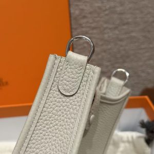 Hermes Evelyne 16 CM Bag Handmade In Taurillon Clemence Leather Silver Hardware 8L Beton - Image 5