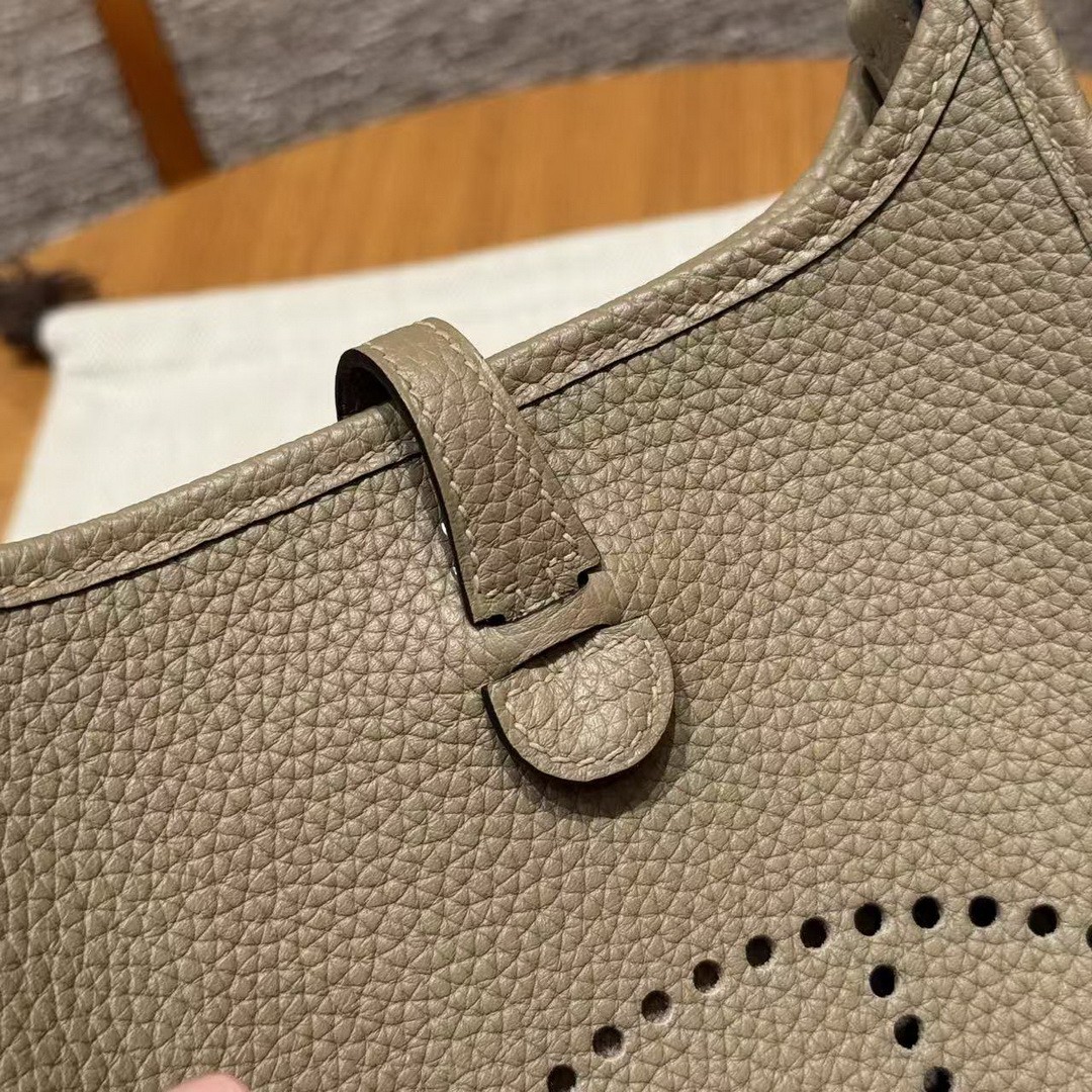 Hermes Evelyne 16 CM Bag Handmade In Epsom Calfskin Leather Sliver Hardware 8Q Beige Marfa - Image 11