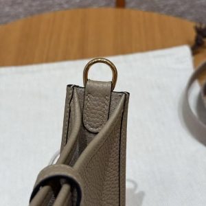 Hermes Evelyne 16 CM Bag Handmade In Taurillon Clemence Leather Gold Hardware 8Q Beige Marfa - Image 18