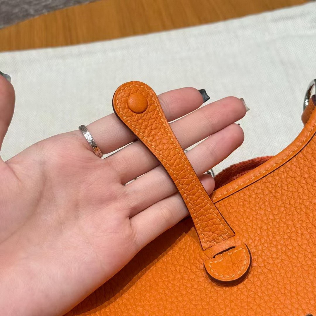 Hermes Evelyne 16 CM Bag Handmade In Taurillon Clemence Leather Silver Hardware 93 Orange - Image 10