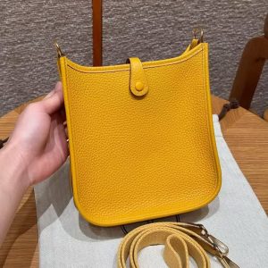 Hermes Evelyne 16 CM Bag Handmade In Taurillon Clemence Leather Gold Hardware 9D Jaune Amber - Image 2