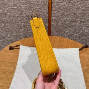 Hermes Evelyne 16 CM Bag Handmade In Taurillon Clemence Leather Gold Hardware 9D Jaune Amber - Image 17