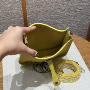 Hermes Evelyne 16 CM Bag Handmade In Taurillon Clemence Leather Silver Hardware 9O Jaune Naples - Image 14
