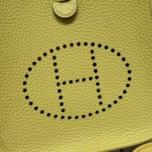 Hermes Evelyne 16 CM Bag Handmade In Taurillon Clemence Leather Silver Hardware 9O Jaune Naples - Image 12