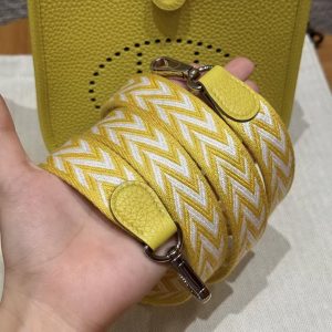 Hermes Evelyne 16 CM Bag Handmade In Taurillon Clemence Leather Silver Hardware 9O Jaune Naples - Image 8