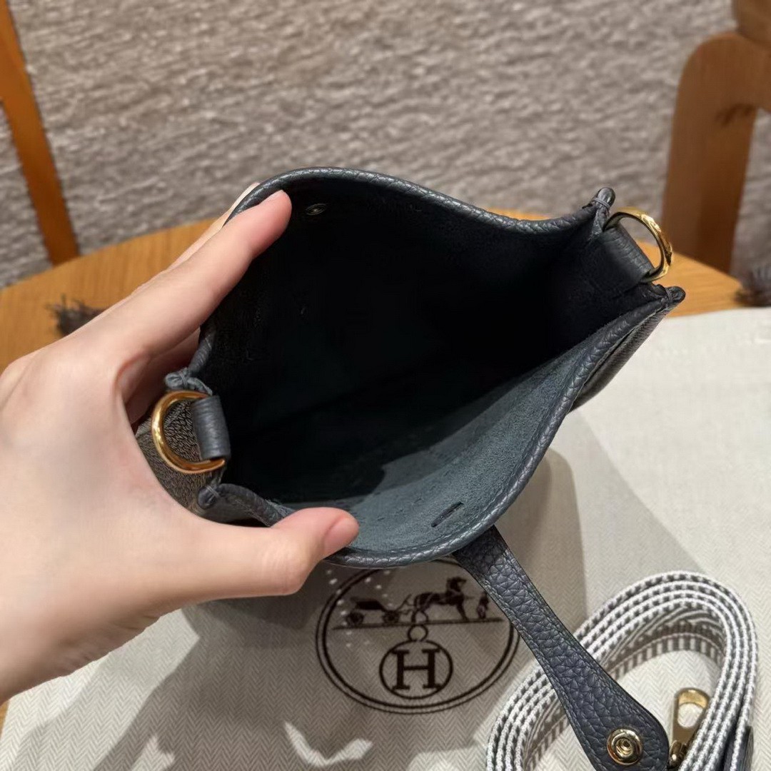 Hermes Evelyne 16 CM Bag Handmade In Epsom Calfskin Leather Gold Hardware H0 Gigs Misty - Image 14